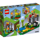 LEGO Minecraft 21158 - Der Panda-Kindergarten - Ozelot Alex Pandas Videospiel
