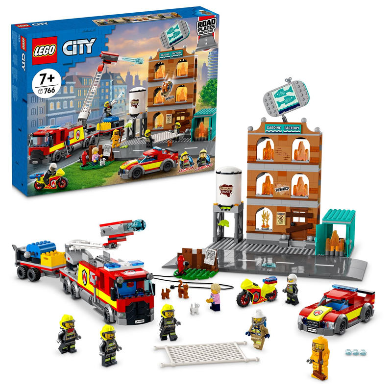 LEGO 60321 City - Feuerwehreinsatz mit Lschtruppe